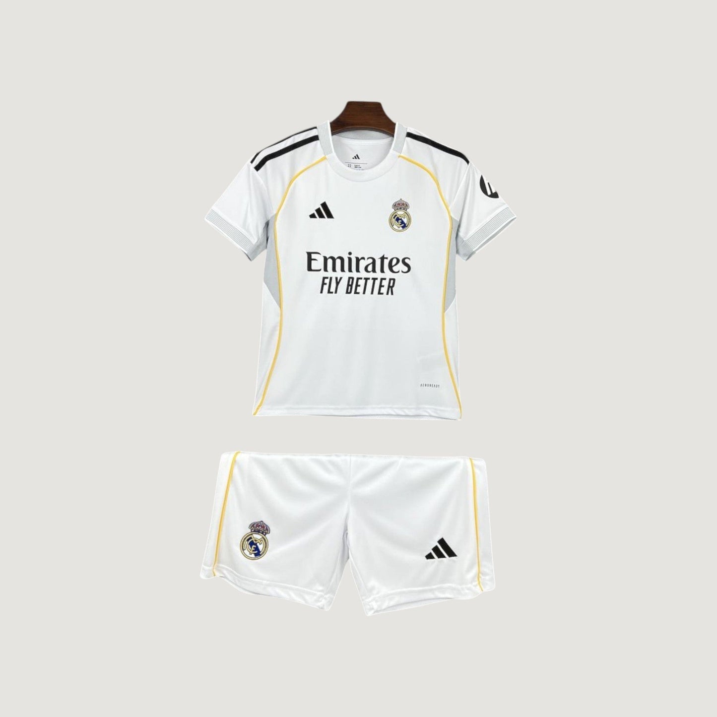 Real Madrid – Ensemble Domicile 25/26 Enfant – Blanc & Jaune