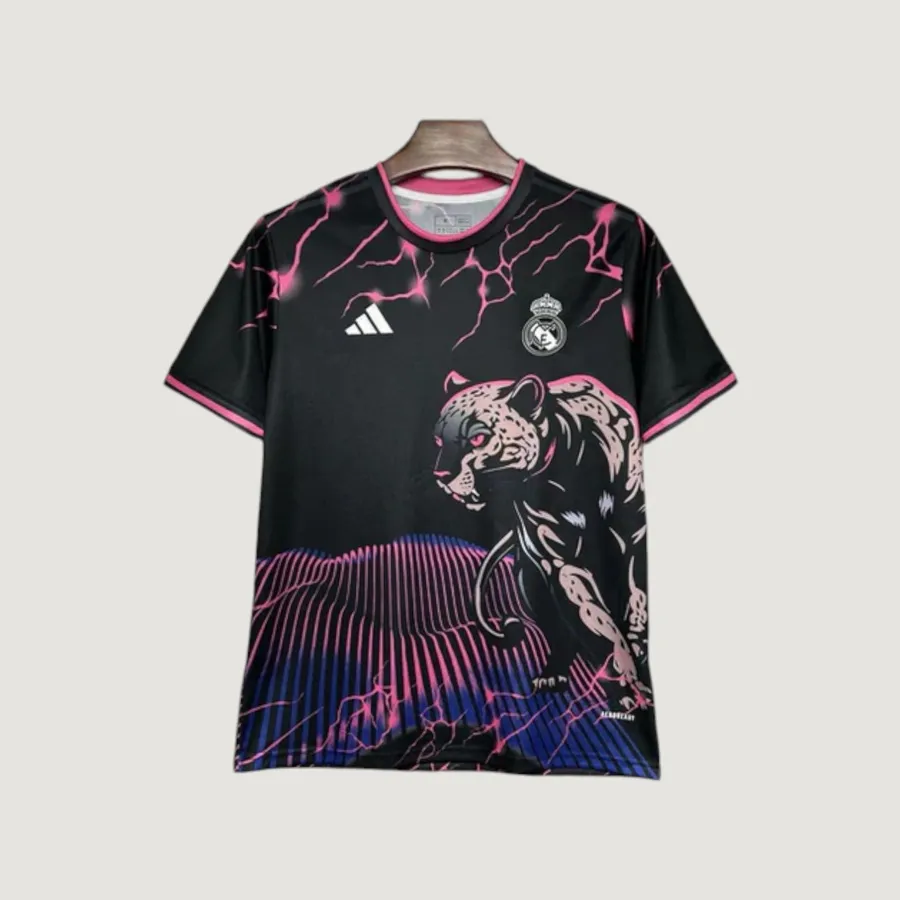 Real Madrid – Maillot Concept 25/26 – Noir & Rose