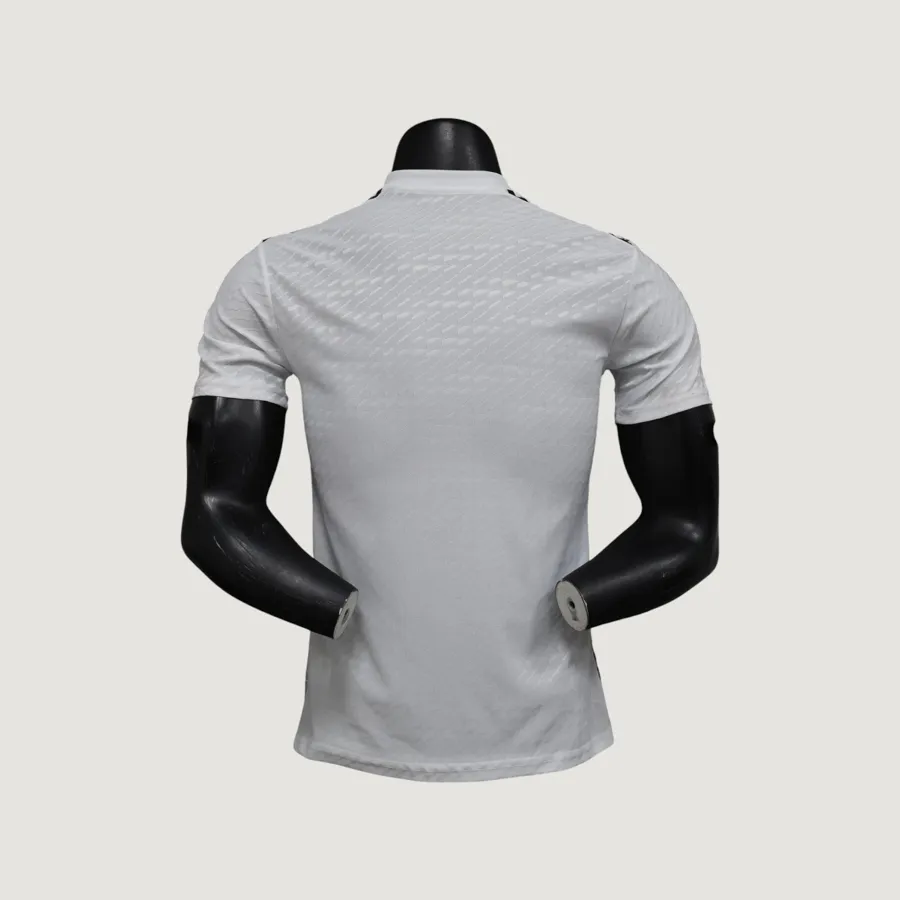 Japon – Maillot Concept 25/26 (PRO) – Blanc & Noir